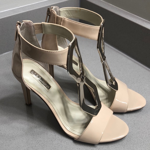 Sandals - Picture 2 of 4